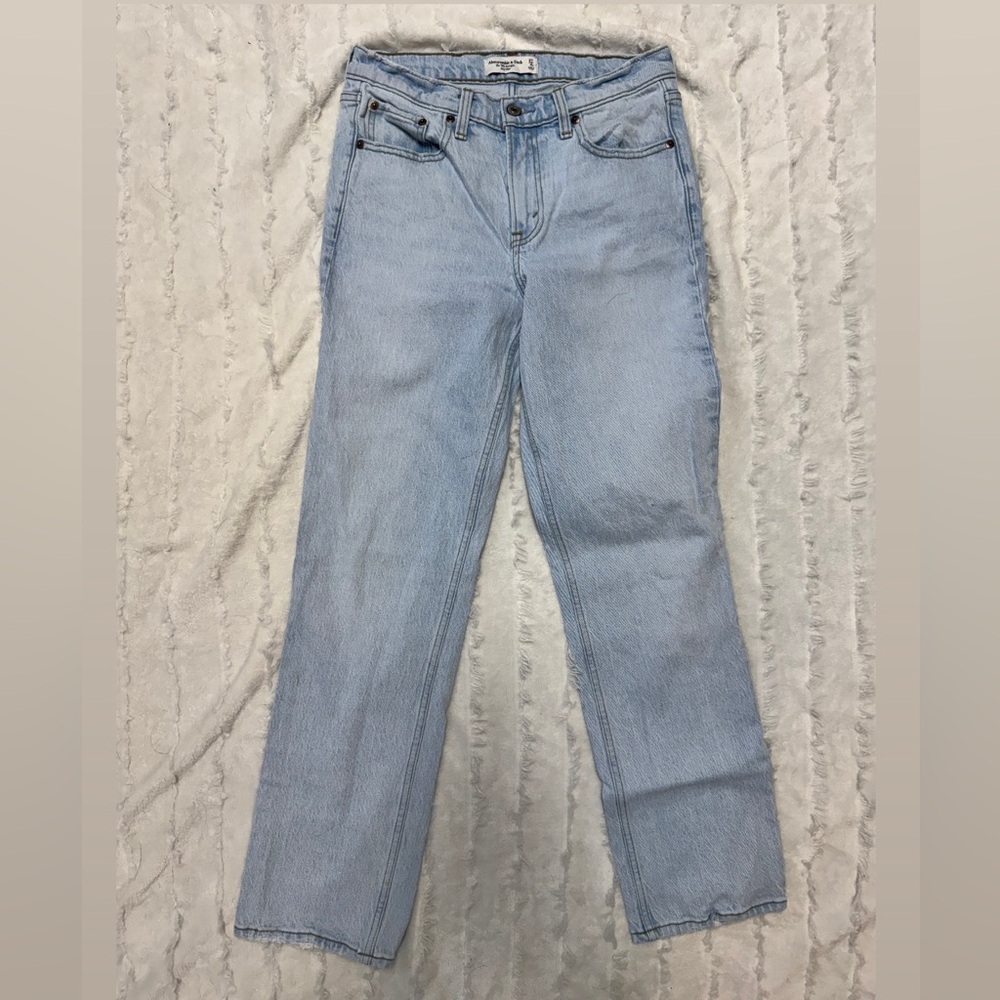 Abercrombie & Fitch 90s Mid Rise Straight Jeans
